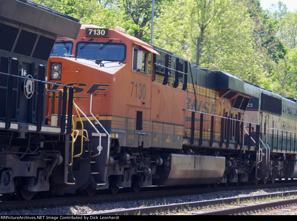 BNSF 7130